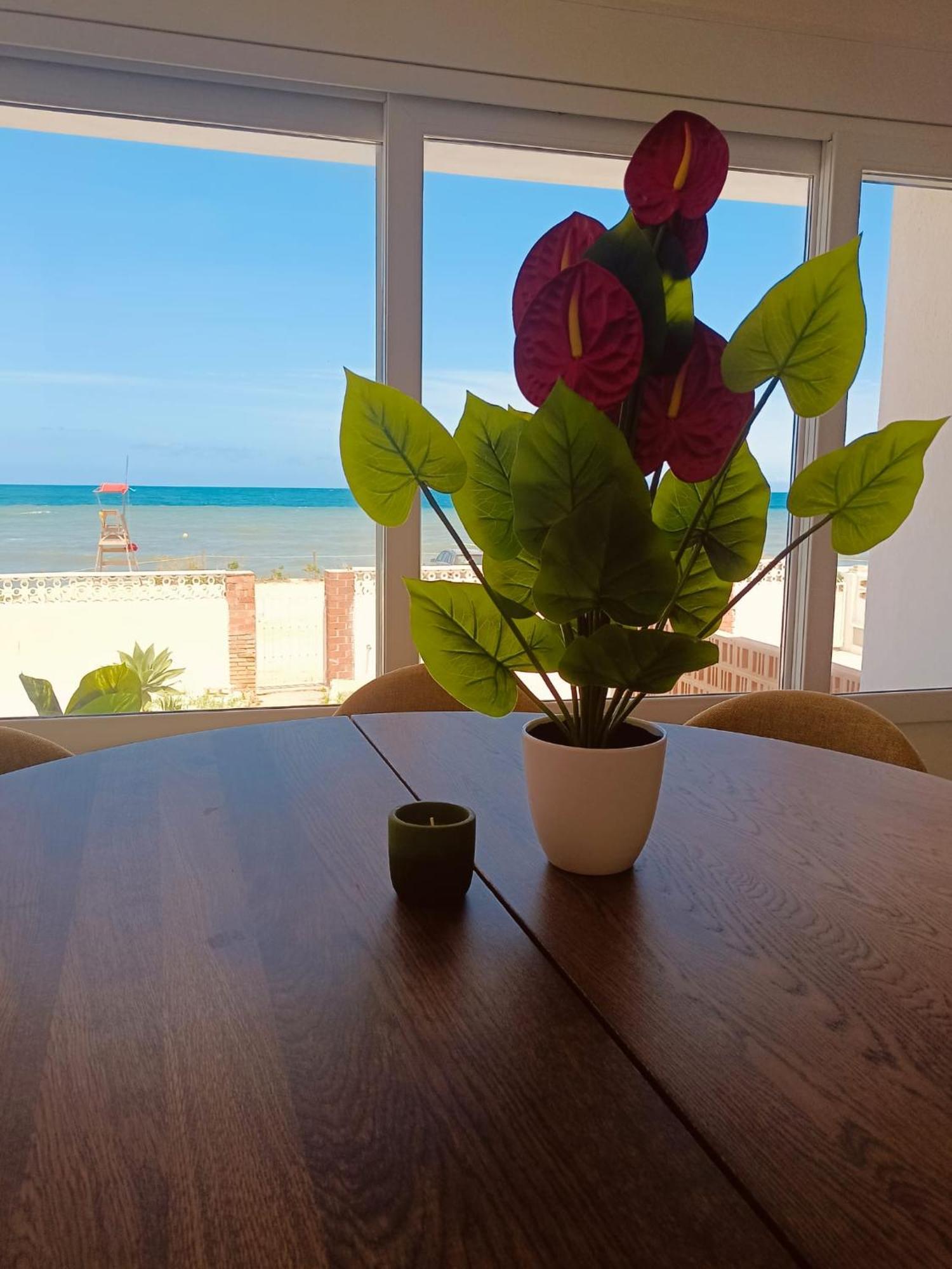 Vistas Y Terraza Panoramica Frente Al Mar En Denia, Las Rotas Kültér fotó